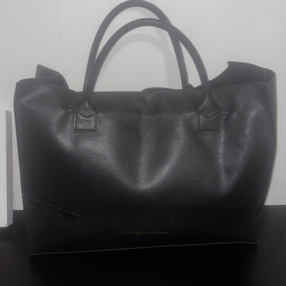 I speak Fluent Italian Vegan leather designer black tote-LA/TC - Picture 5 of 9